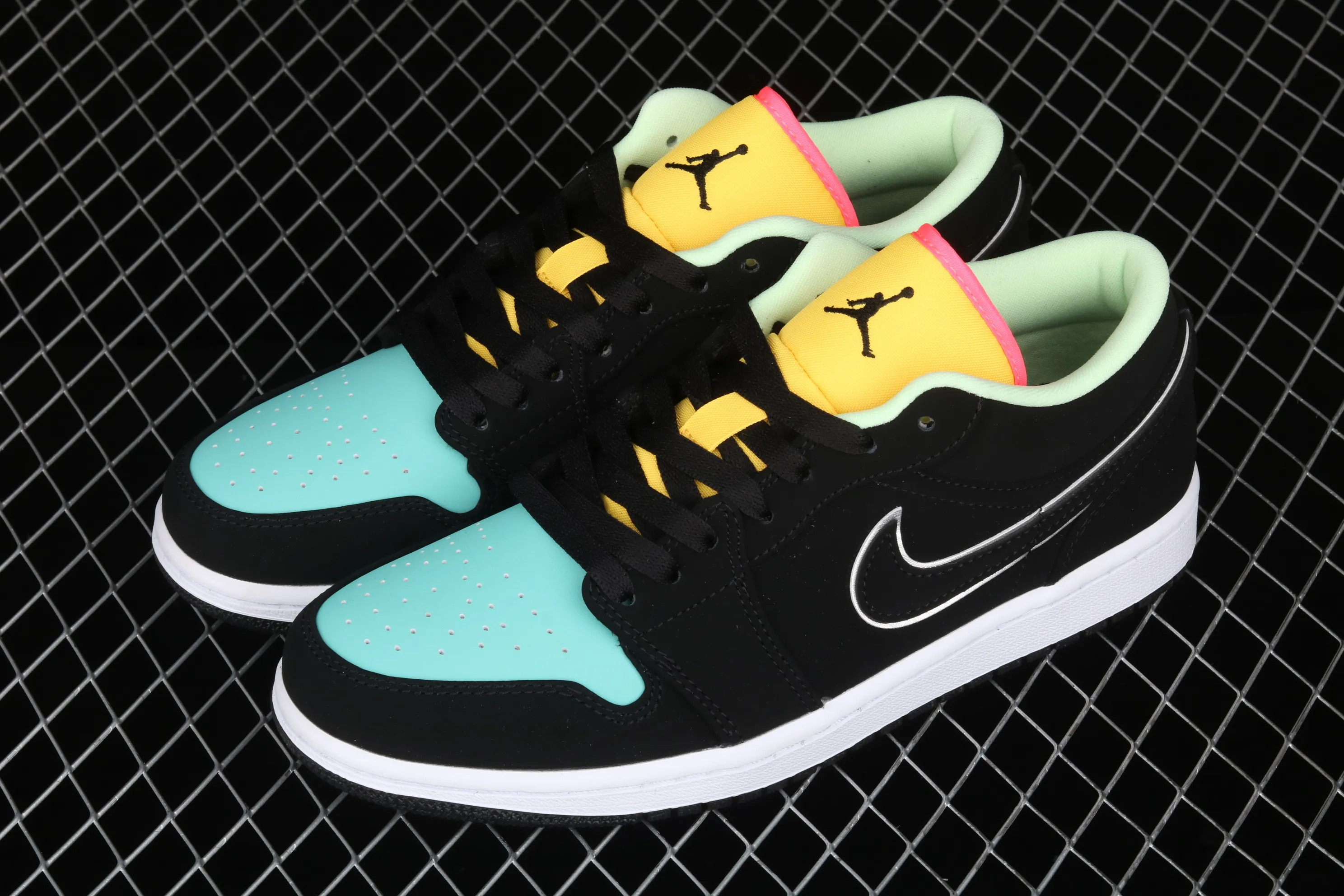 All categories Air Jordan Jordan series basketball shoes Air Jordan 1 Low G version pure original Air Jordan 1 Low AJ1 Joe 1 black blue yellow little Tiffany CK3022-013